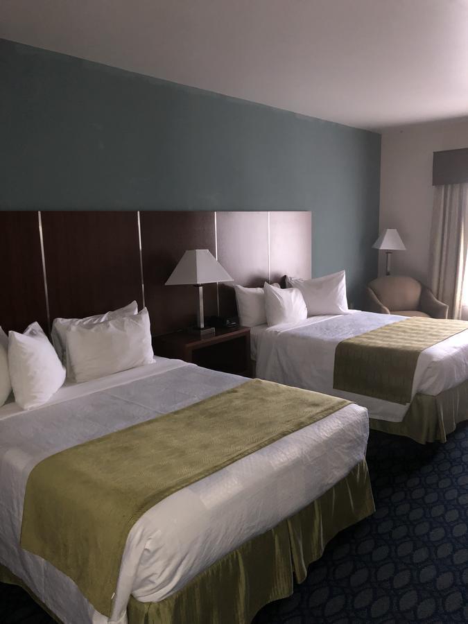 Countryview & Hotel 2*