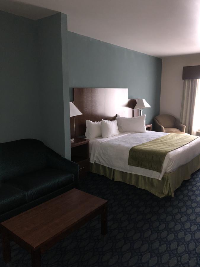 Countryview & Hotel
