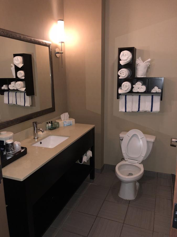 Countryview & 2* Robinson