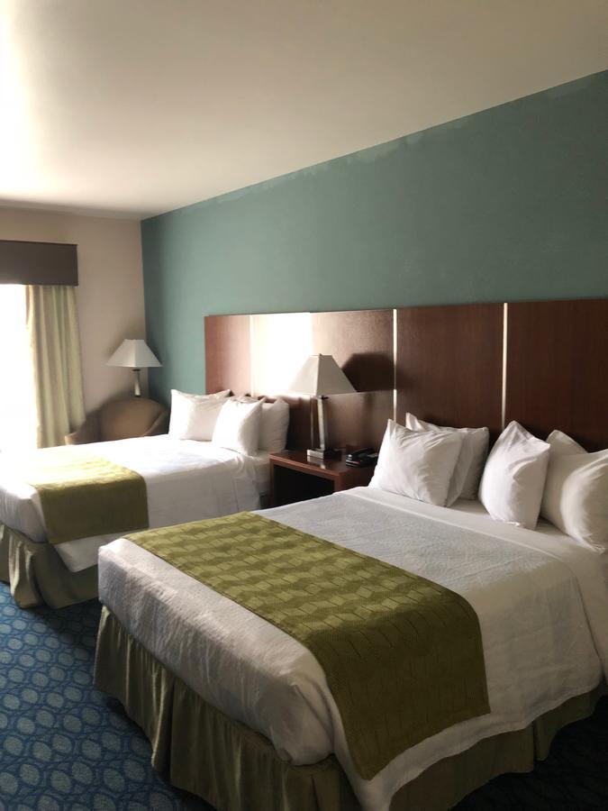 Countryview & Hotel Robinson
