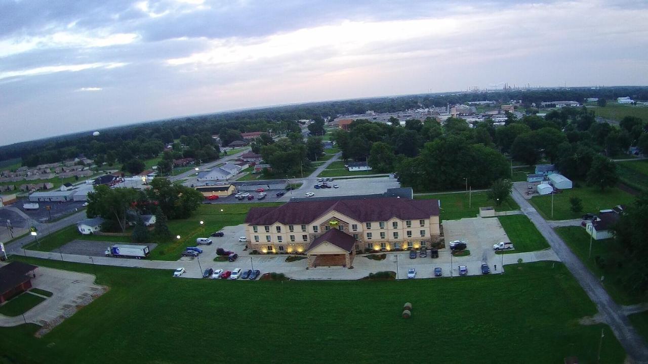 Countryview & Hotel 2*
